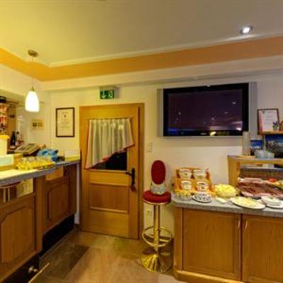 фото отеля Unterkrämerhof Hotel Pension Fusch an der Grossglocknerstrasse