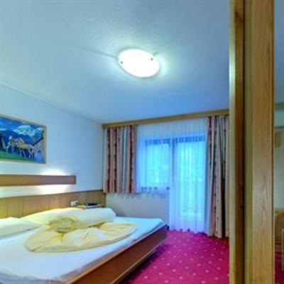 фото отеля Unterkrämerhof Hotel Pension Fusch an der Grossglocknerstrasse