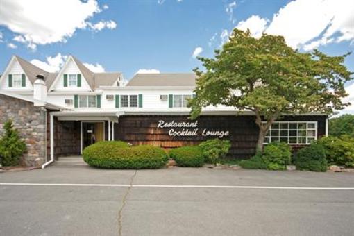 фото отеля Crescent Lodge & Country Inn