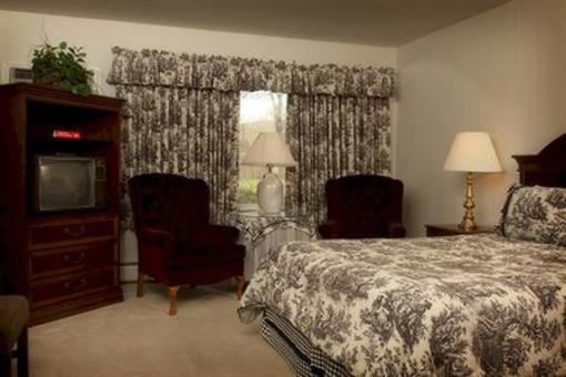 фото отеля Crescent Lodge & Country Inn