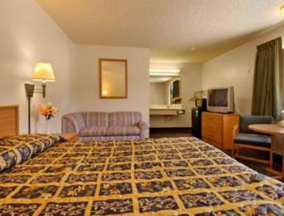 фото отеля Super 8 Red Bluff