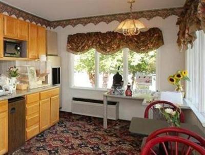 фото отеля Econo Lodge Brattleboro