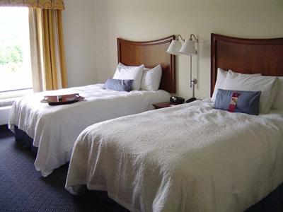 фото отеля Hampton Inn Pine Grove