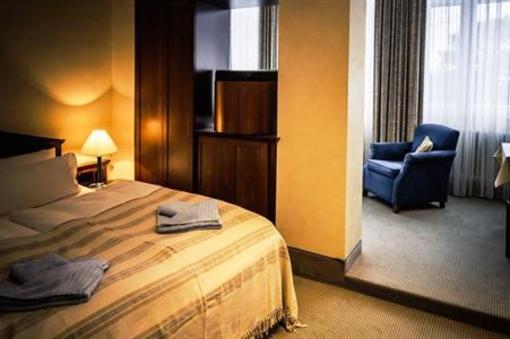 фото отеля Aparthotel Seeschlosschen Zinnowitz