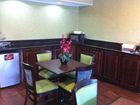 фото отеля Country Hearth Inn Cedartown