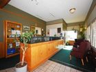 фото отеля Super 8 Motel Lindsay Olive Tree Inn