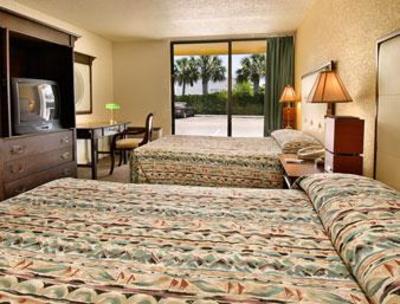 фото отеля Days Inn Neptune Beach
