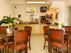 фото отеля Days Inn Neptune Beach