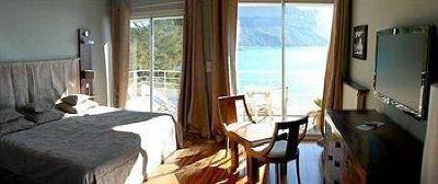 фото отеля Hotel de la Plage Mahogany