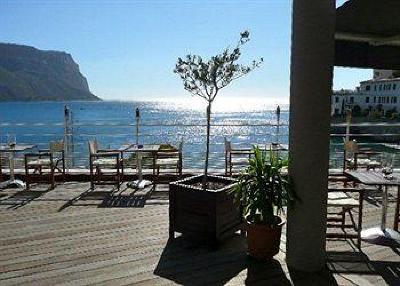 фото отеля Hotel de la Plage Mahogany
