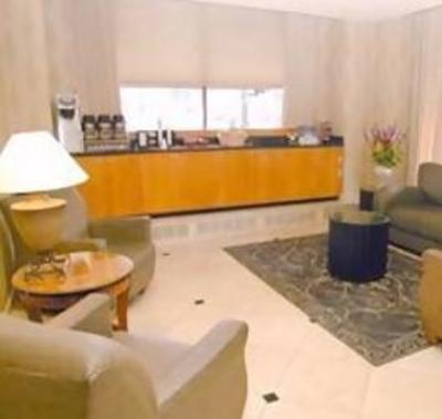 фото отеля Days Inn and Suites Romeoville
