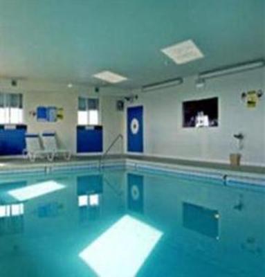 фото отеля Days Inn and Suites Romeoville