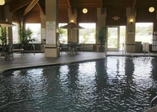 фото отеля Comfort Inn & Suites Dimondale