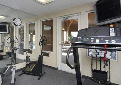 фото отеля Comfort Inn & Suites Dimondale