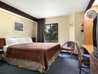 фото отеля Travelodge Airport