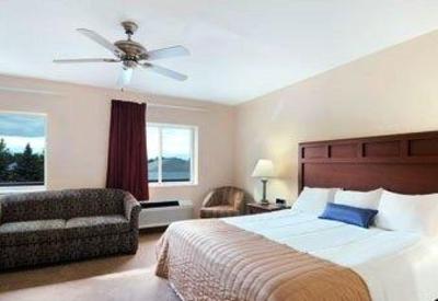 фото отеля Baymont Inn & Suites Mount Pleasant