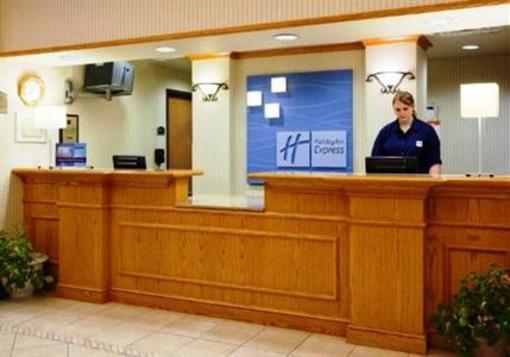 фото отеля Holiday Inn Express Yankton