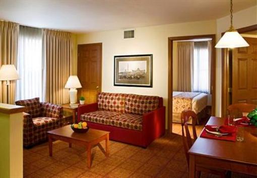 фото отеля TownePlace Suites Detroit Sterling Heights