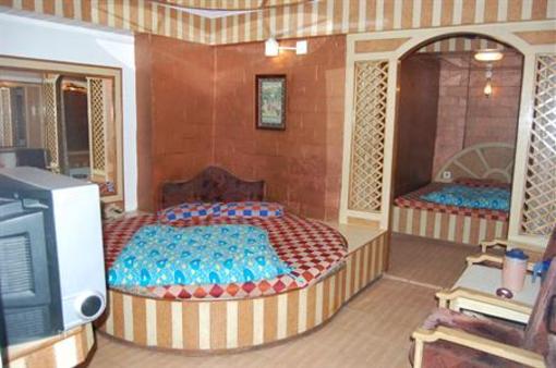 фото отеля Hotel Gulmarg Regency