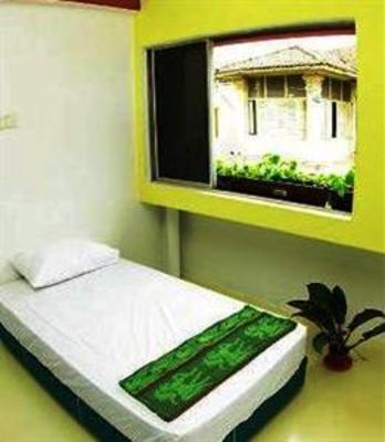 фото отеля Sayang-Sayang Youth Hostel