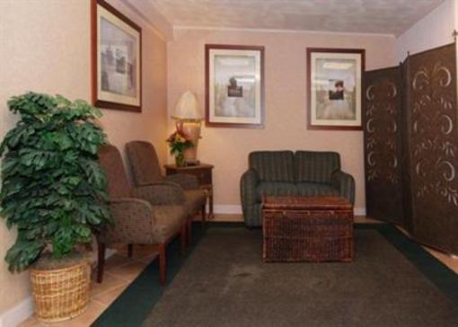 фото отеля Quality Inn University Center