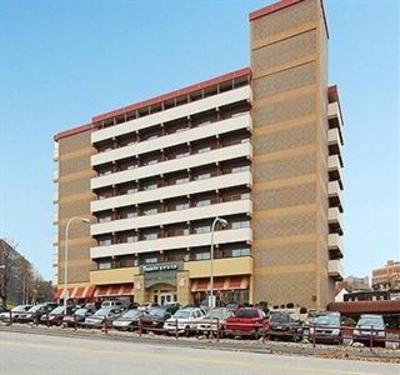 фото отеля Quality Inn University Center