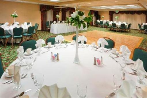 фото отеля Holiday Inn Aberdeen - Chesapeake House