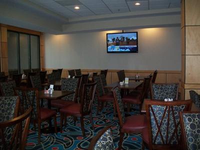 фото отеля Holiday Inn Aberdeen - Chesapeake House
