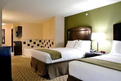 фото отеля Holiday Inn Express & Suites Tulsa South/Bixby
