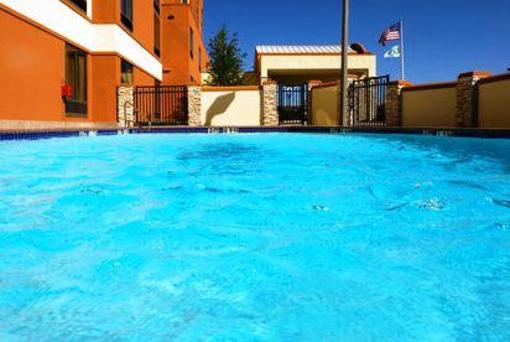 фото отеля Holiday Inn Express & Suites DFW Airport South Hotel