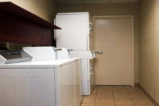 фото отеля Holiday Inn Express & Suites DFW Airport South Hotel