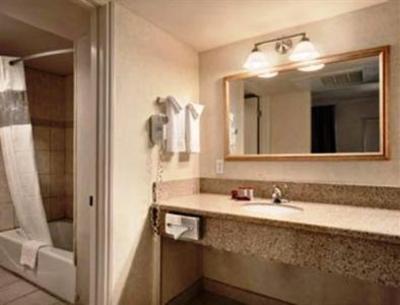 фото отеля Ramada Los Angeles Convention Center