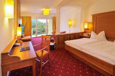 фото отеля Gartenhotel & Weingut Pfeffel Durnstein