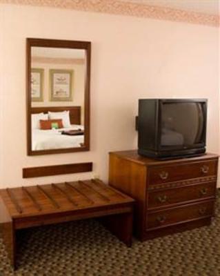 фото отеля Hampton Inn Orlando International Airport