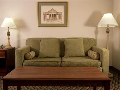 фото отеля Hampton Inn Orlando International Airport