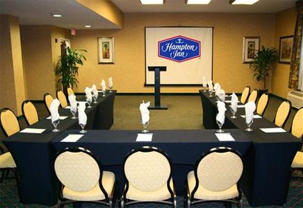 фото отеля Hampton Inn Orlando International Airport