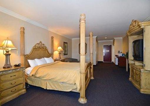 фото отеля Comfort Suites Oakley