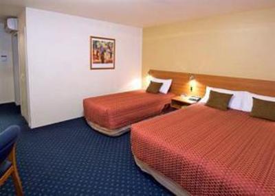 фото отеля Quality Inn on Fenton