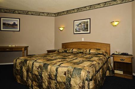 фото отеля Canadas Best Value Inn Kamloops