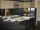 фото отеля Canadas Best Value Inn Kamloops