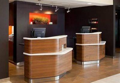 фото отеля Courtyard by Marriott Cincinnati Blue Ash