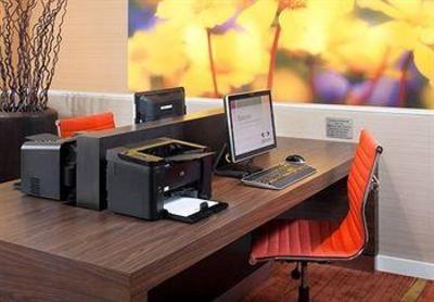 фото отеля Courtyard by Marriott Cincinnati Blue Ash