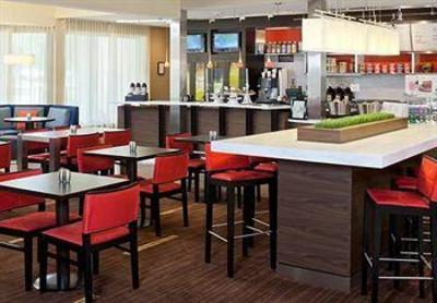 фото отеля Courtyard by Marriott Cincinnati Blue Ash