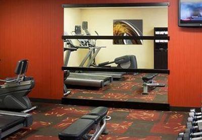 фото отеля Courtyard by Marriott Cincinnati Blue Ash