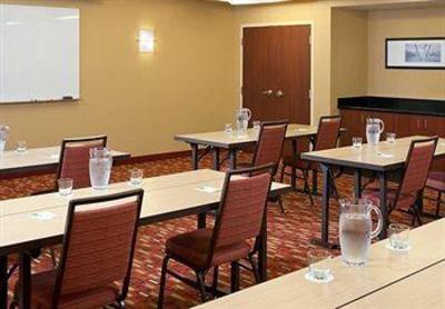 фото отеля Courtyard by Marriott Cincinnati Blue Ash