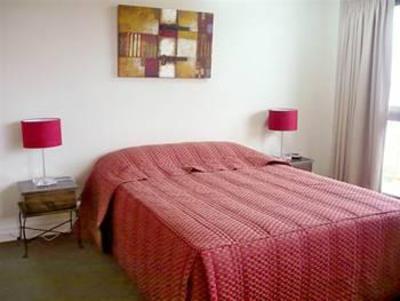 фото отеля Coral Towers Holiday Suites