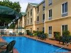 фото отеля Hampton Inn & Suites Elmwood