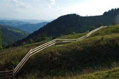 фото отеля Kottedzh Gora zhelanij (Gora Bazhan) 2