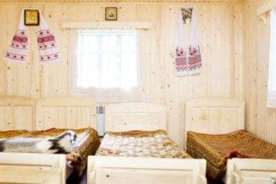 фото отеля Kottedzh Gora zhelanij (Gora Bazhan) 2