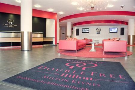 фото отеля Doubletree by Hilton Milton Keynes